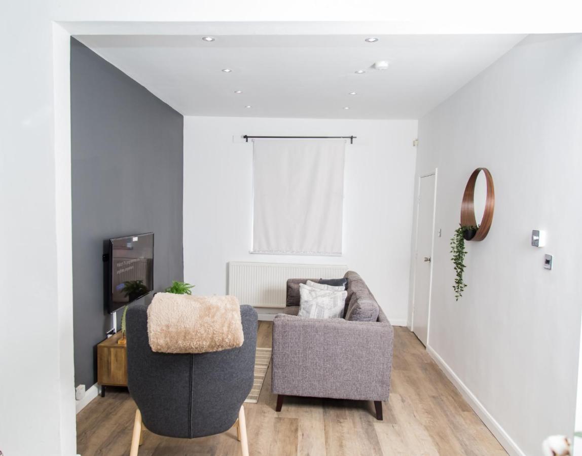 The Kensington House - Contemporary Accommodation In Nottingham Exterior photo